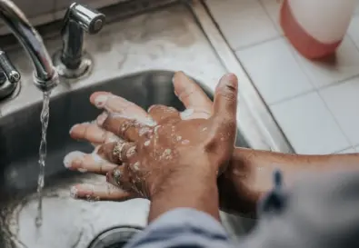 mencuci-tangan